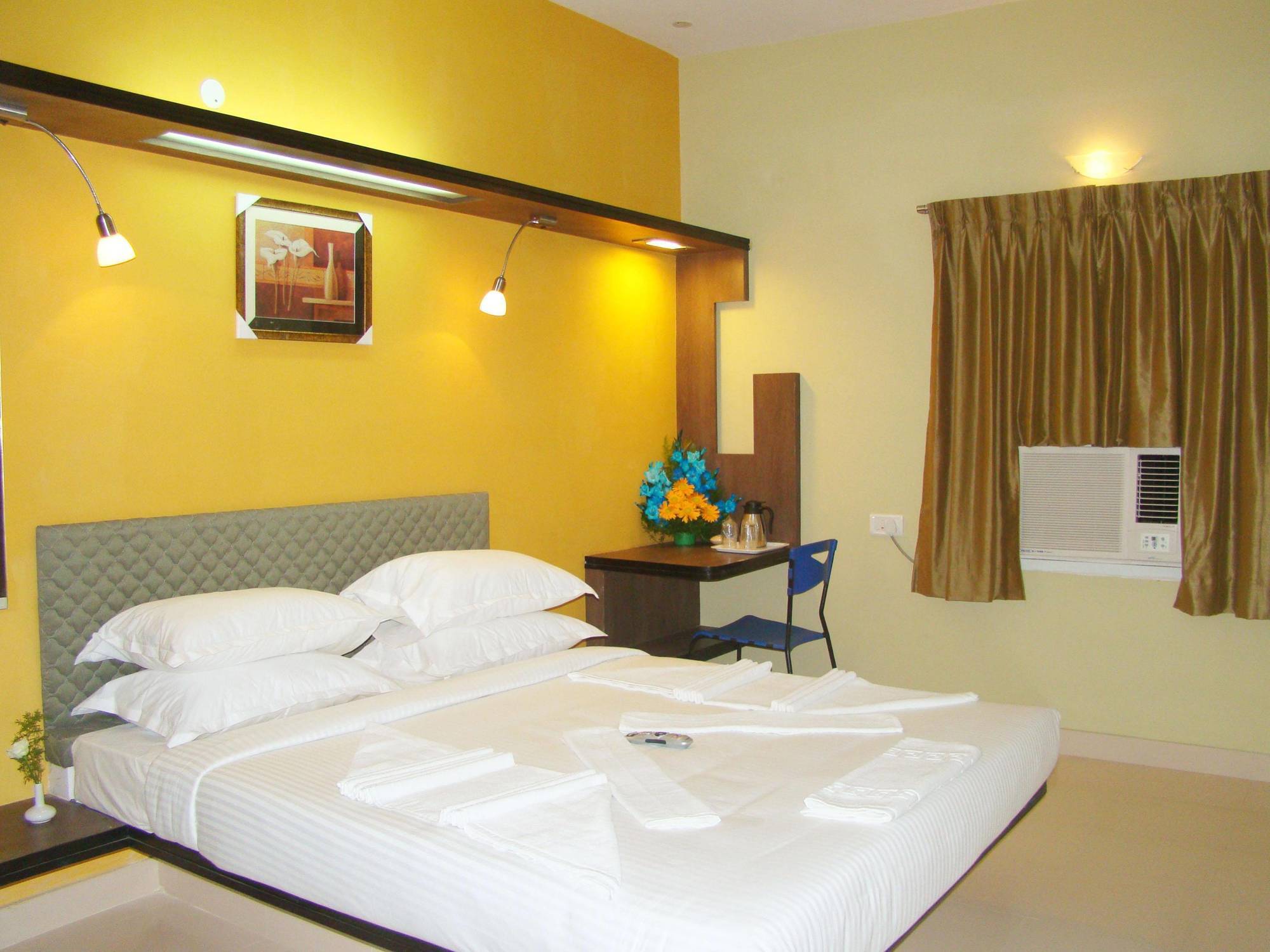 Hotel Grand Bee Bangalore Ngoại thất bức ảnh